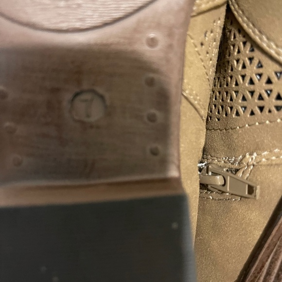 COPY - Pierre Dumas Brown booties size 7 - Picture 5 of 5